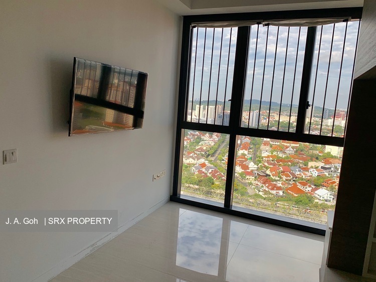 Sky Vue (D20), Condominium #213589261